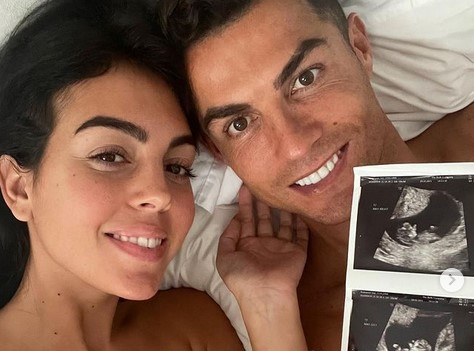 Cristiano Ronaldo va fi din nou tată. A anunţat că va mai avea doi copii