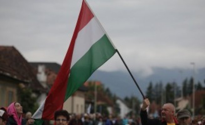 Ungaria atacă din nou România
