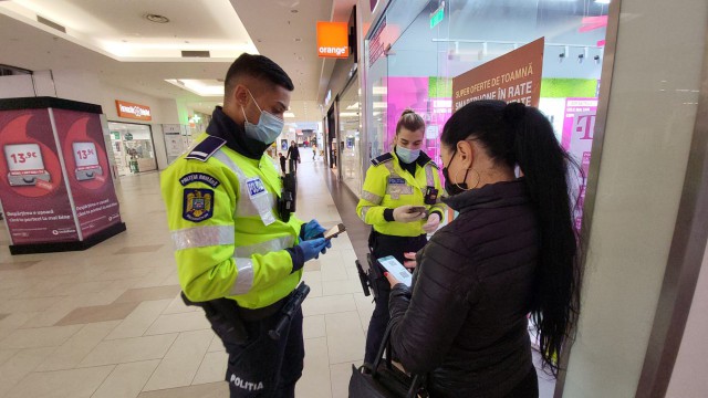 Polițiștii constănțeni, la datorie de Sărbătorile Pascale