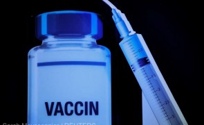 Țara europeană în care este recomandată a patra doză de vaccin