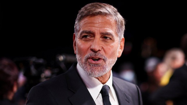 Actorul George Clooney cere mass-mediei să nu publice fotografii cu copiii săi, pentru a nu-i pune în pericol
