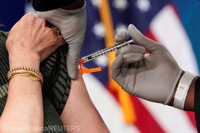 SUA: Administraţia Biden apără obligaţia de vaccinare în companii, suspendată de justiţie