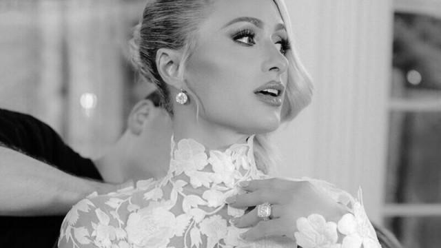 Starleta Paris Hilton s-a căsătorit la 40 de ani