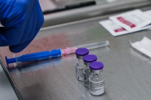 Gheorghiță: Nu există cadru legal prin care cei vaccinați la chiuvetă să fie exonerați de vină