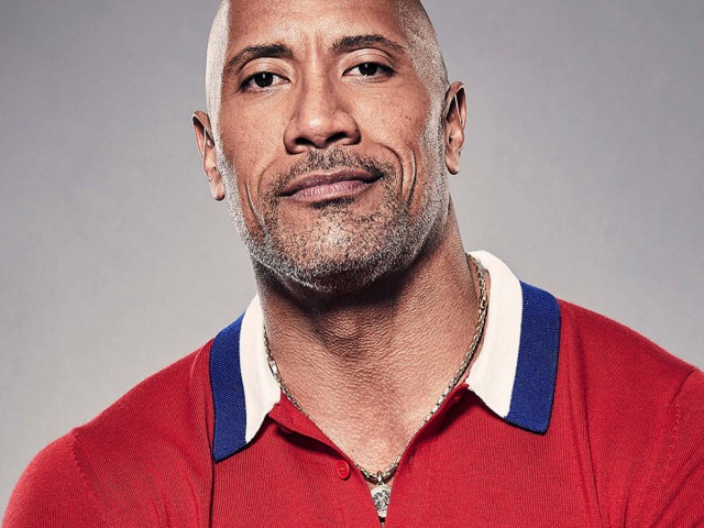 Dwayne Johnson a anunţat că nu va mai folosi arme reale în timpul filmărilor