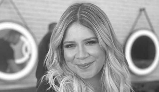 A murit faimoasa cântăreață braziliană laureată a premiilor Grammy. Avionul său s-a prăbușit