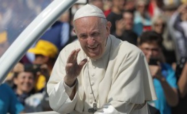 Episcopii Franţei recunosc că preoții lor sunt pedofili: 330.000 de copii, victime ale catolicilor