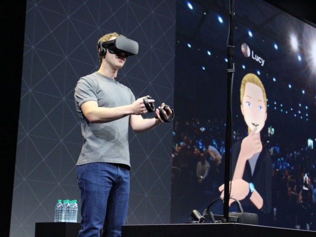 Mark Zuckerberg a lansat aplicația de realitate virtuală