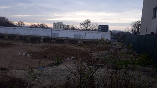 MOTECO TRÂNTEȘTE un BLOC cu 11 ETAJE, în FALEZĂ NORD