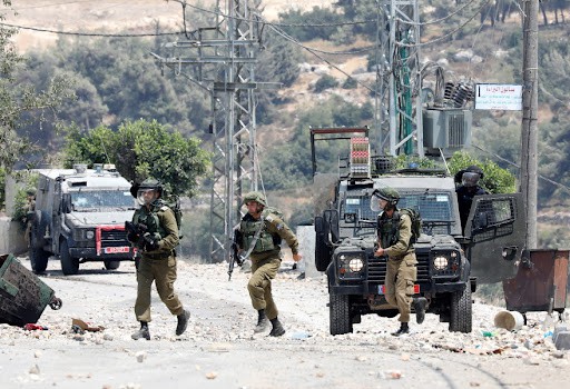 Israelul declară oficial ilegale şase ONG-uri palestiniene calificate recent drept teroriste