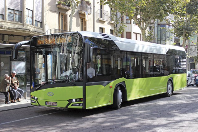 Autobuzul alimentat cu hidrogen Urbino 12, în vizită la Constanța