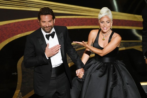 Bradley Cooper, primele declarații despre presupusa idilă cu Lady Gaga