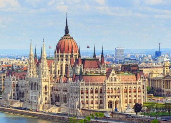 Ungaria: Un tânăr convertit la islam, inculpat pentru plănuirea unui atac terorist în ţară
