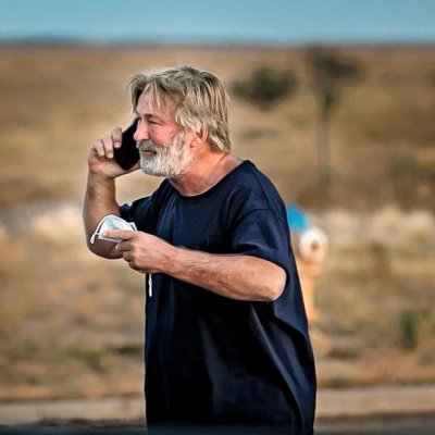 Dezvăluirea șefei scenariștilor filmului Rust: „Alec Baldwin nu trebuia să tragă în scena aia“