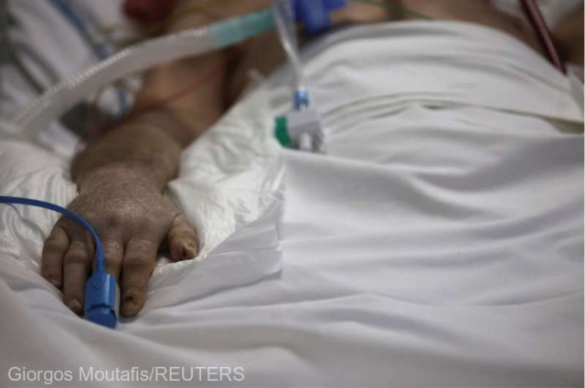 Grecia: Guvernul le ordonă medicilor din sectorul privat din nordul ţării să ajute sistemul public