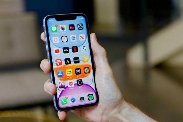 Apple nu mai este lider pe piaţa smartphone-urilor ca urmare a scăderii vânzărilor de iPhone