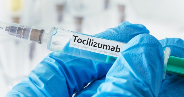 Ministerul Sănătăţii a repartizat în weekend aproape 1.500 de flacoane de Tocilizumab