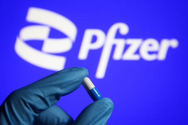 Decizie istorică: Pfizer permite și altor companii să producă medicamentul său anti-COVID-19
