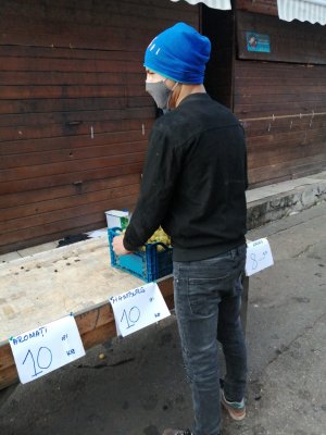 Comerțul ambulant neautorizat, sancționat de polițiștii locali