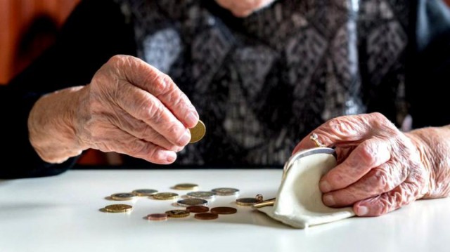 4.766.378 de pensionari, la finele lunii august 2023; pensia medie a fost de 1.965 de lei