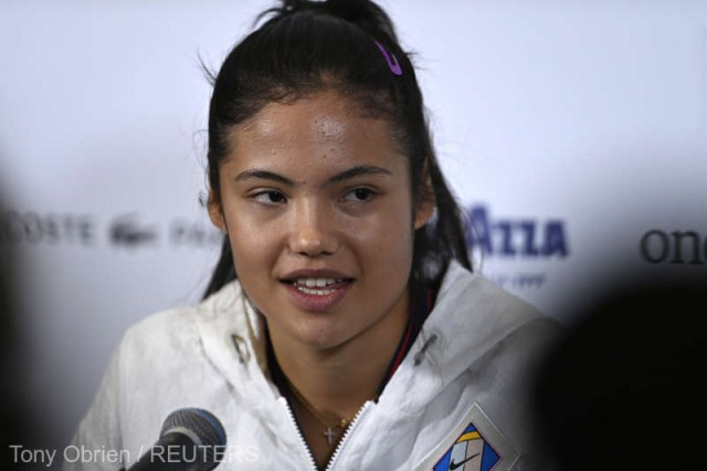 Tenis: Emma Răducanu i-a mulţumit lui Lewis Hamilton pentru susţinere