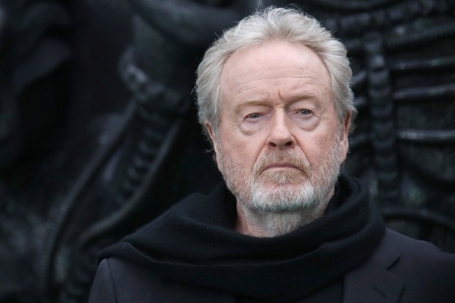 Regizorul Ridley Scott a confirmat că va adapta filmele 'Blade Runner