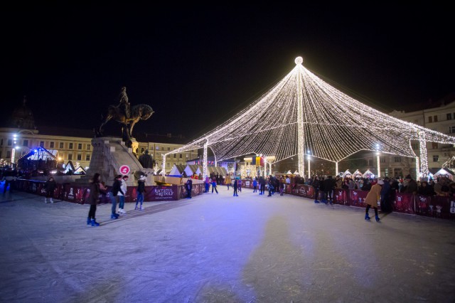Primăria Cernavodă amenajează patinoar de sărbători