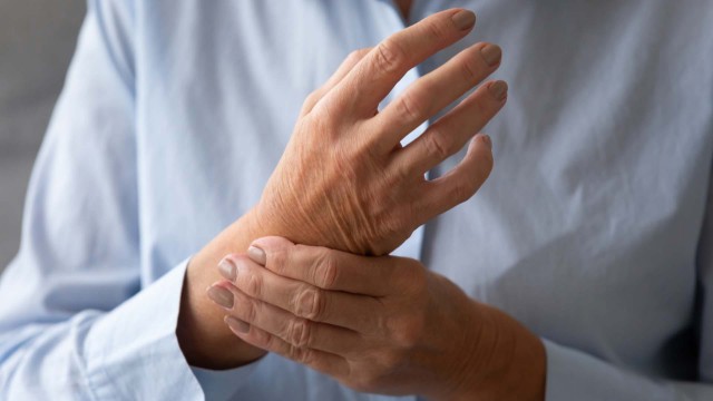 Recunoasterea semnelor poliartritei reumatoide