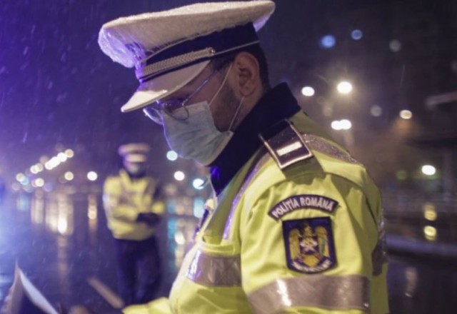 Doi bărbați, AMENDAȚI pentru nerespectarea CARANTINEI