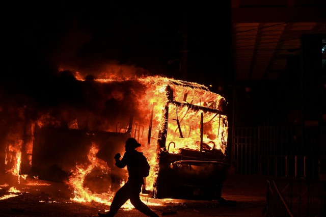 Zeci de morţi în incendiul unui autobuz din Bulgaria