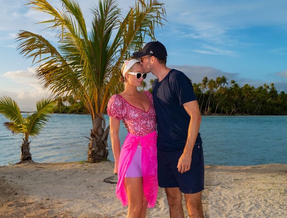 Paris Hilton și Carter Reum, lună de miere tropicală în Bora Bora. Cum s-au fotografiat