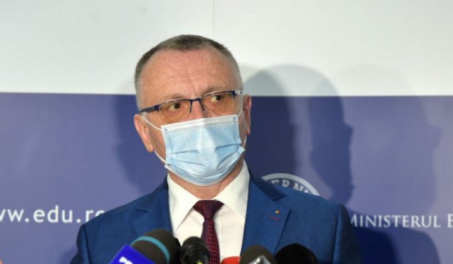 Primul rezultat pozitiv în școlile din România în urma testelor de salivă