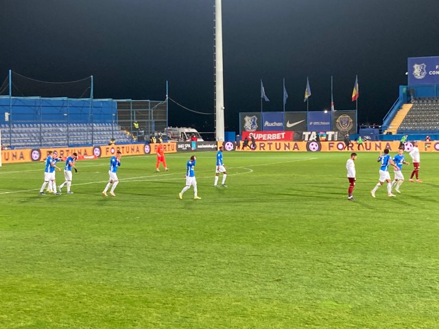 Farul, tot mai aproape de playoff: Victorie cu 2-0 în meciul cu Rapid