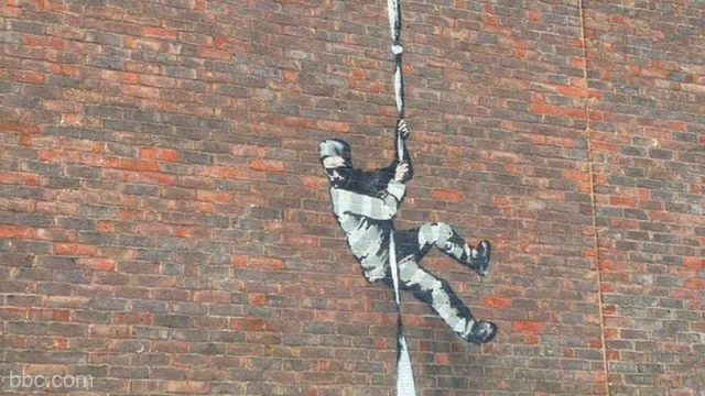 Artistul stradal Banksy s-a angajat să ajute la salvarea clădirii unei foste închisori