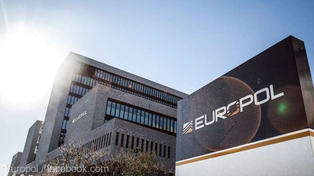 Europol a publicat lista celor mai căutaţi 62 de infractori