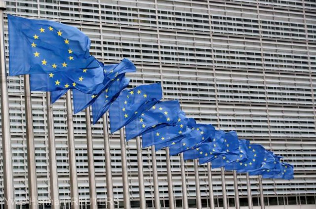 UE intenţionează să-şi prezinte regulile cu privire la gaze naturale şi energia nucleară pe 22 decembrie
