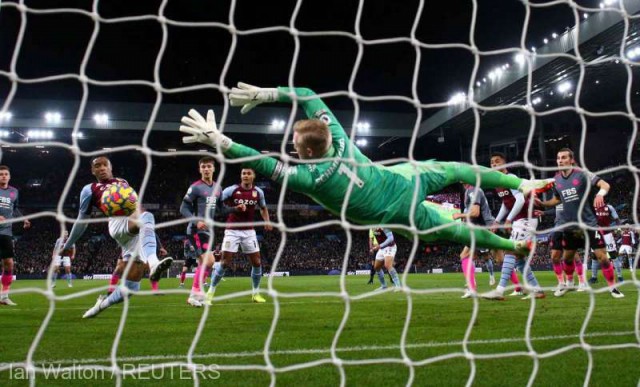 Fotbal: Al treilea succes pentru Aston Villa sub comanda lui Steven Gerrard