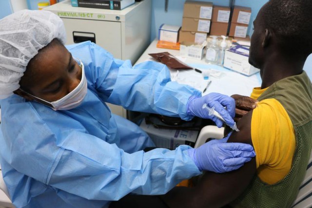 Coronavirus: Discriminarea 'extremă' legată de vaccinuri riscă să lase Africa în urmă