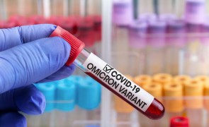 Riscul spitalizării la infectarea cu OMICRON, mai mic cu 70% decât în cazul DELTA