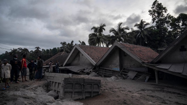 Erupție uriașă a vulcanului Semeru din Indonezia. 13 persoane au murit și 57 au fost rănite