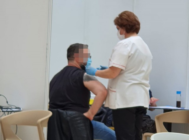 ASISTENTE MEDICALE REȚINUTE în DOSARUL `Vaccinării la chiuvetă`de la MANGALIA!