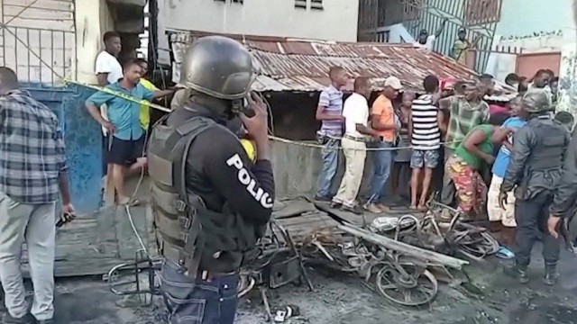 O nouă dramă în Haiti: Cel puţin 60 de morţi în explozia unui camion-cisternă