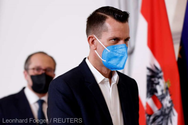 Austriecii care vor refuza să se vaccineze împotriva COVID-19 ar putea fi amendaţi cu până la 3.600 de euro