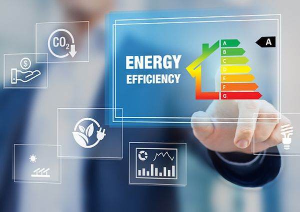 UE vrea să oblige ţările membre să renoveze clădirile cu slabe performanţe energetice