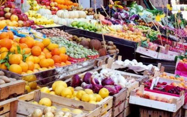 TONE de FRUCTE cu PESTICIDE, în magazine! Un transport, oprit la CONSTANȚA!