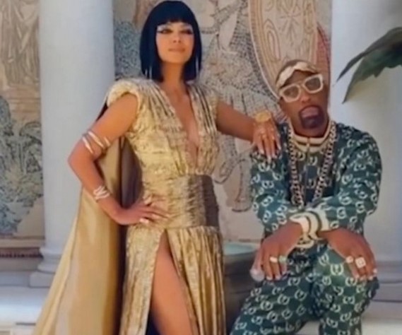 Halle Berry, Cleopatra pentru o zi. De ce a apărut în ţinuta extravagantă