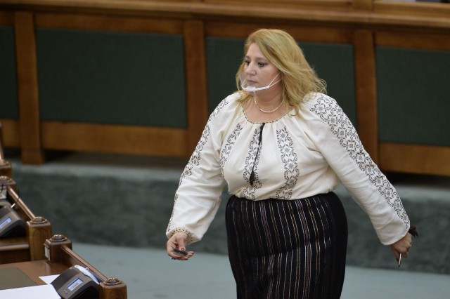 Purtarea ȘOȘONISTĂ a dus CIRCUL românesc peste HOTARE