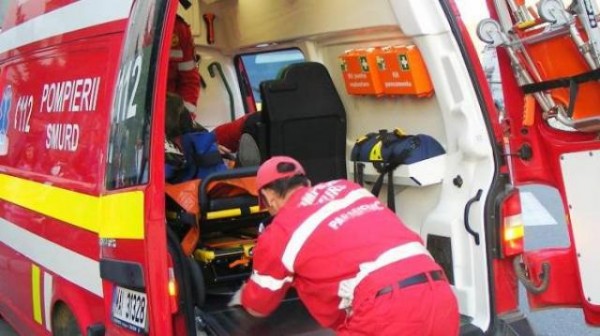 Pieton rănit în urma unui accident rutier, în zona Carrefour