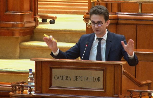 Iulian Bulai, SCOS din sărite în Parlament de Diana Șoșoacă și AUR