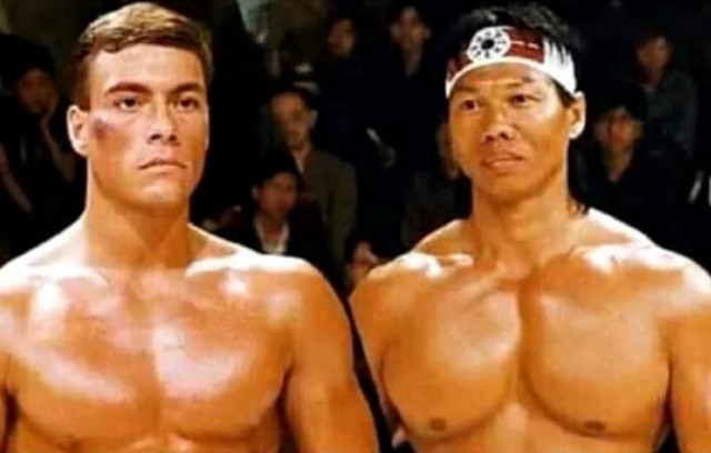 Așa arată acum luptătorii din „Sport sângeros”. Van Damme s-a întâlnit cu adversarul din film
